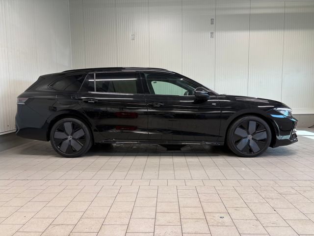 Passat Variant R-line 2.0 TDI DSG AHK STANDHZG