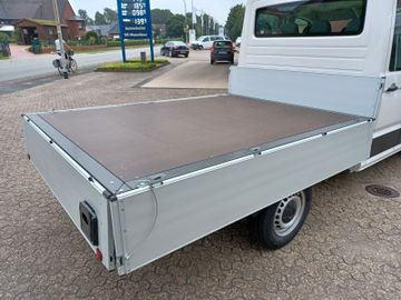 Fahrzeugabbildung Volkswagen Crafter 35 Doka Pritsche L3 Klima/5-J Garantie