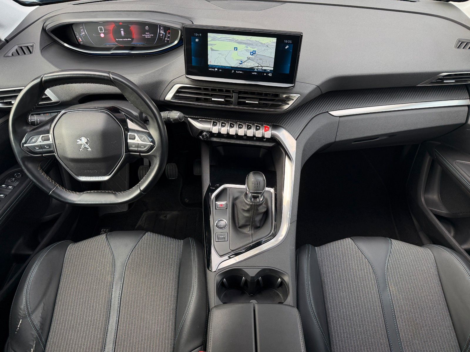 PEUGEOT 5008 5008 Allure 7-Sitzer/1-HAND/CAM/MwSt/SHZ – Ansicht 17