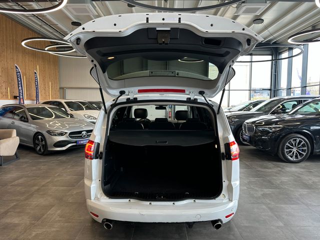 Ford S-MAX Titanium S *Navi*BiXenon*Sitzheizung*