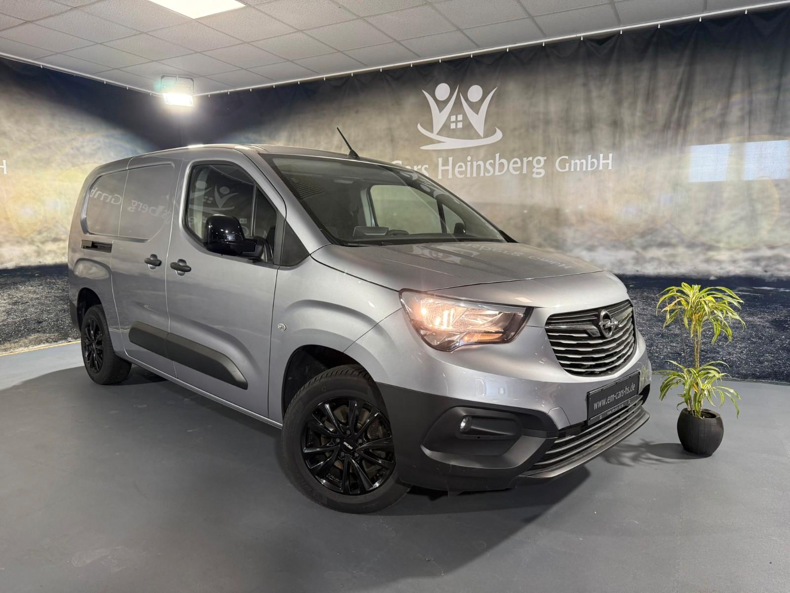 Opel Combo E Cargo Edition XL R.cam PDC AHK CarPlay