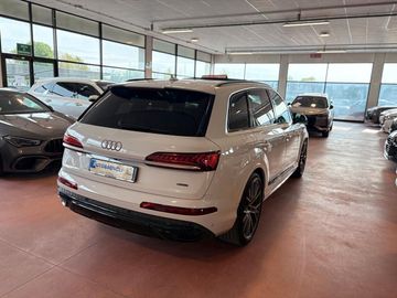 Audi Q7 - 3