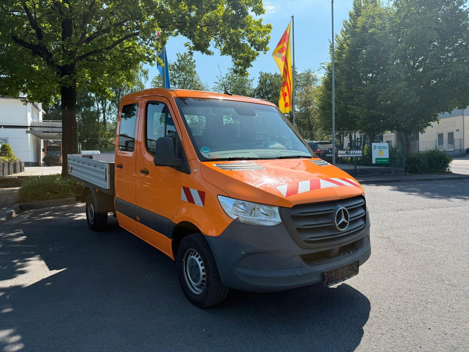 Mercedes-Benz Sprinter III Pritsche DoKa RWD/AWD 216*1Hand*TÜV