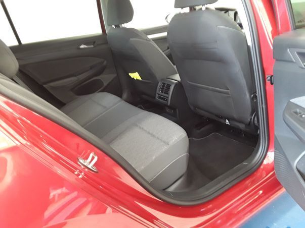 Golf VIII Variant 1.5 TSI MOVE LED+PANO+DCP+STHZ