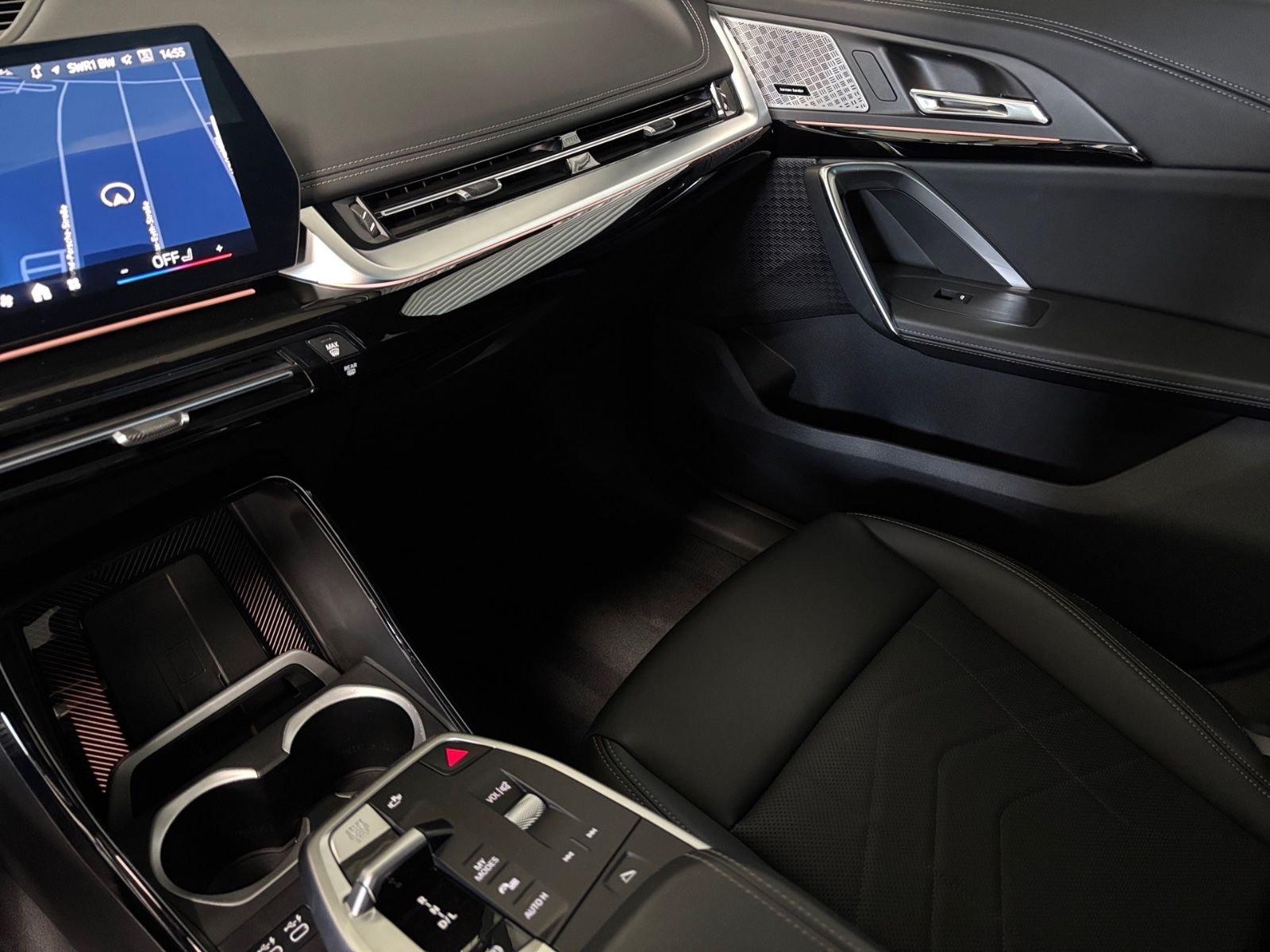 BMW X1 23 d xDrive xLine - AHK/Pano/HeadUp/HiFi foto 16