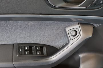 Seat Ateca Style 1.5 TSI AID+LED+CARPLAY+AHKfffffff