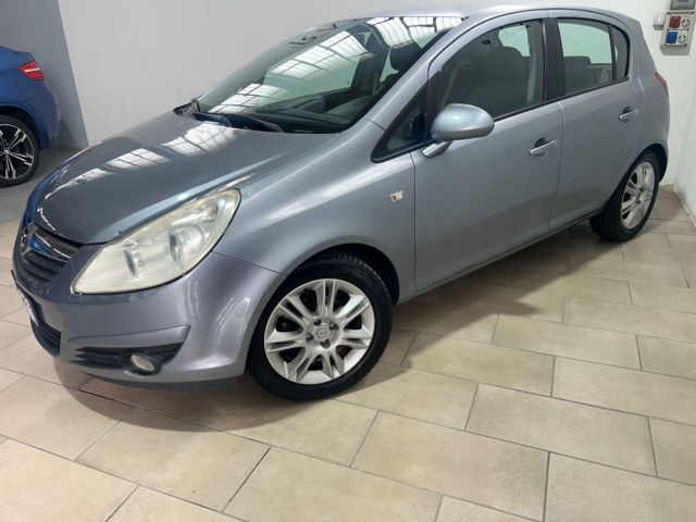 Opel Corsa 1.2 5 porte Club