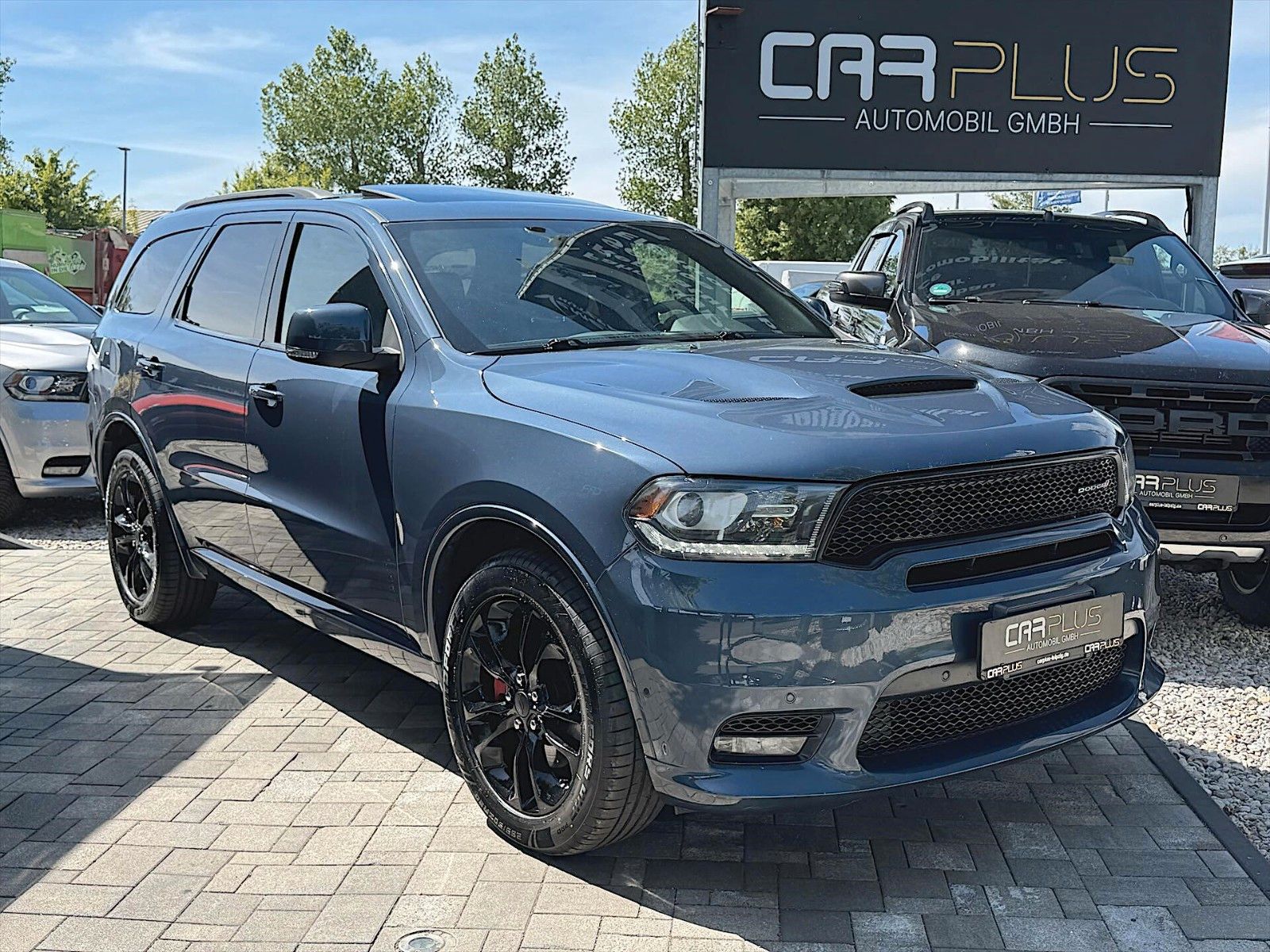 Fahrzeugabbildung Dodge Durango 5.7 V8 R/T 4x4 Night Paket *LED*7 Sitze*