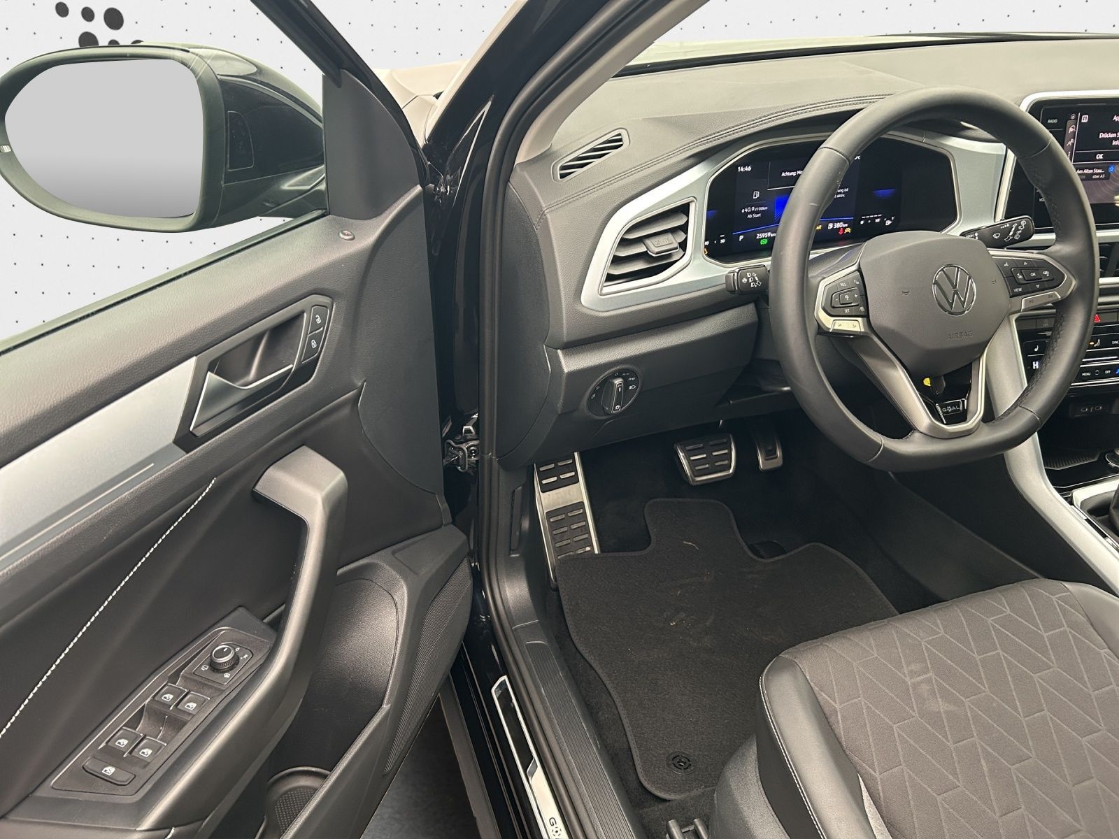 Volkswagen T-Roc - Bild 13