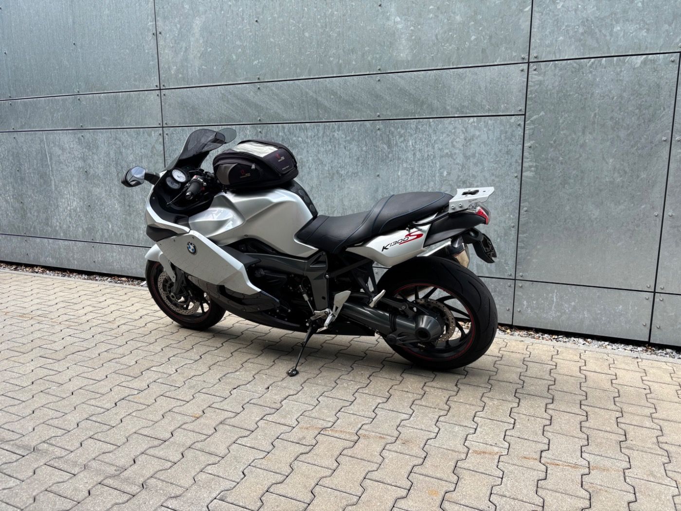 Fahrzeugabbildung BMW K 1300 S