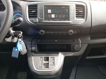 Peugeot e-Expert L2 (50kWh)