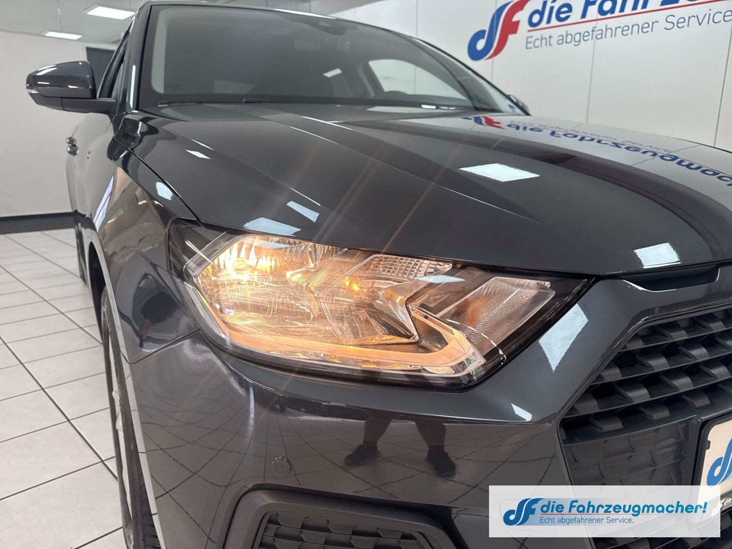 Fahrzeugabbildung Audi A1 Sportback 30 TFSI Digitales Cockpit 2-Zonen-K