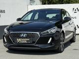 Hyundai i30 1.6 CRDi Premium *ACC*SITZBELÜF* AHK*KEYLES - Hyundai i30 mit Diesel-Antrieb: 1.6