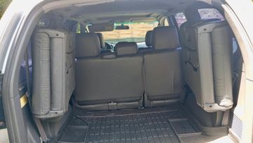 Toyota Land Cruiser - 11