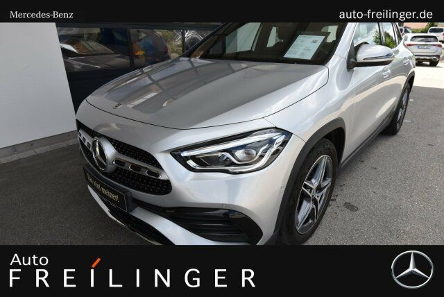 Mercedes-Benz GLA 180 AMG LED Navi MBUX Tirefit DAB S-Sitz LM