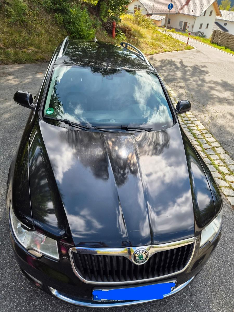 Skoda Superb 2012 — photo 9