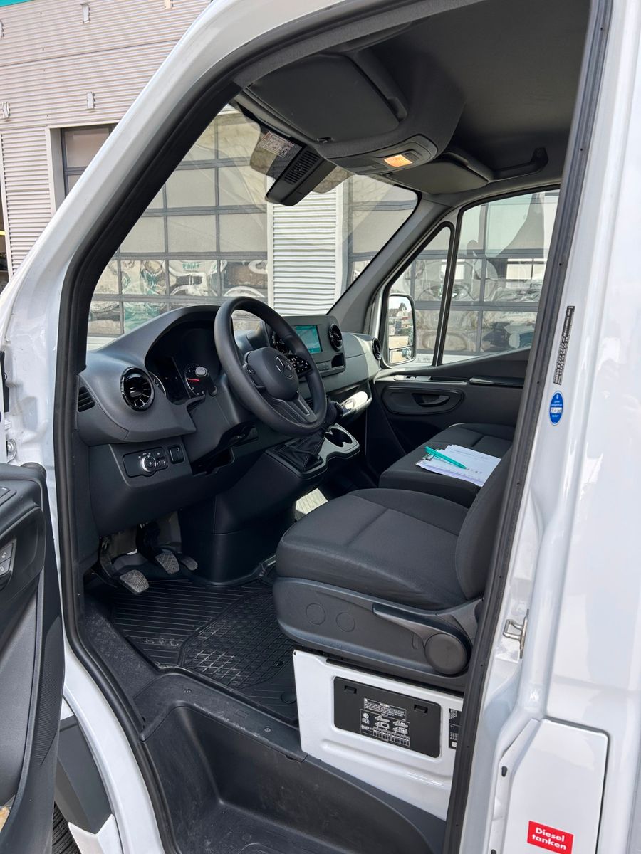 Fahrzeugabbildung Mercedes-Benz Sprinter III 317 CDI Koffer LBW