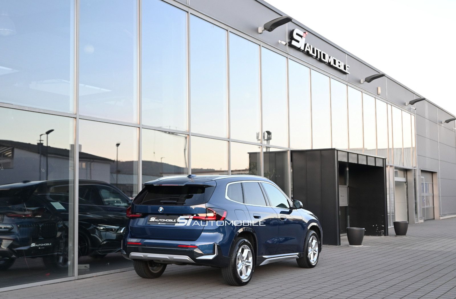 Fahrzeugabbildung BMW X1 xDrive23d xLine °ACC°AHK°KEYLESS°MEMORY°18"°