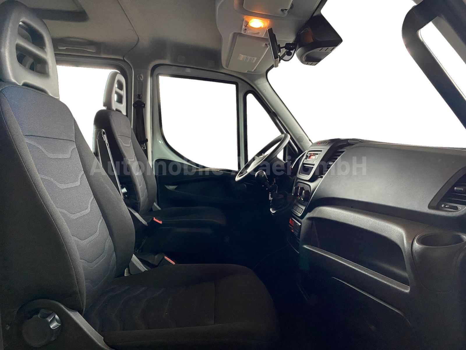 Fahrzeugabbildung Iveco Daily 70-180 DoKa *LBW+6-SITZE+KAMERA (9697)