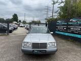 Mercedes-Benz E 280 - Mercedes-Benz E 280 in Duisburg