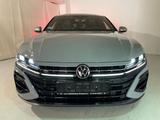 Volkswagen Arteon Shooting Brake R V-MAX PANO,AHK,LEDER,WR - Volkswagen Arteon mit Benzin-Antrieb: Sportwagen