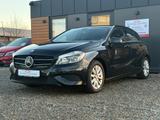 Mercedes-Benz A180 BlueEfficiency 1 HAND KLIMA PDC SERVO SHZ - Mercedes-Benz A 180: Kleinwagen