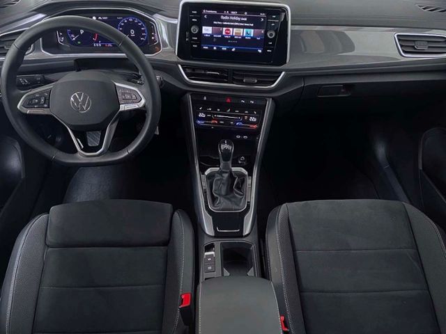 Fahrzeugabbildung Volkswagen T-Roc Style 1.5 TSI DSG | LED RFK ACC