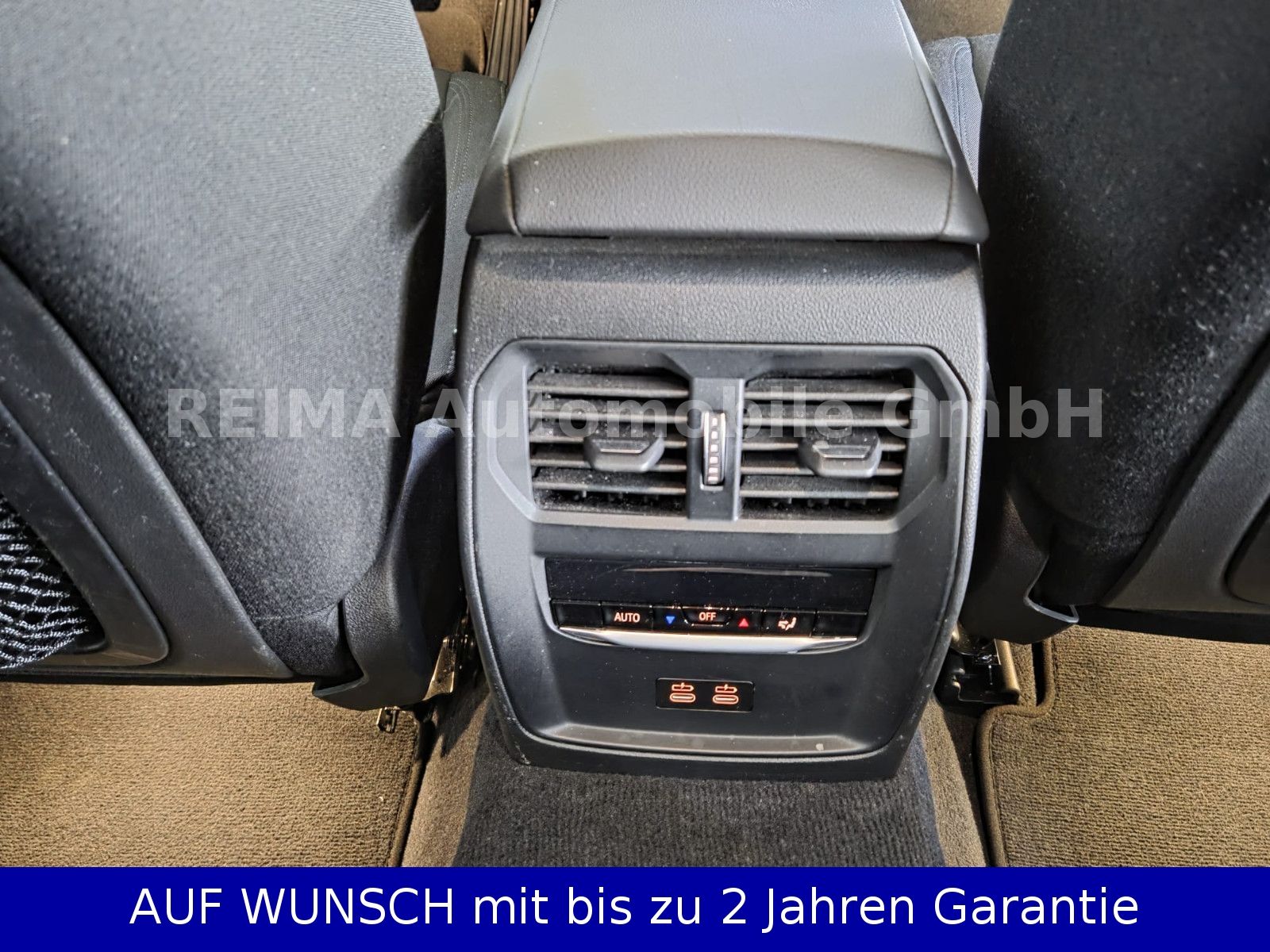 Fahrzeugabbildung BMW 330e Touring  Advantage, Laser, HUD, ACC