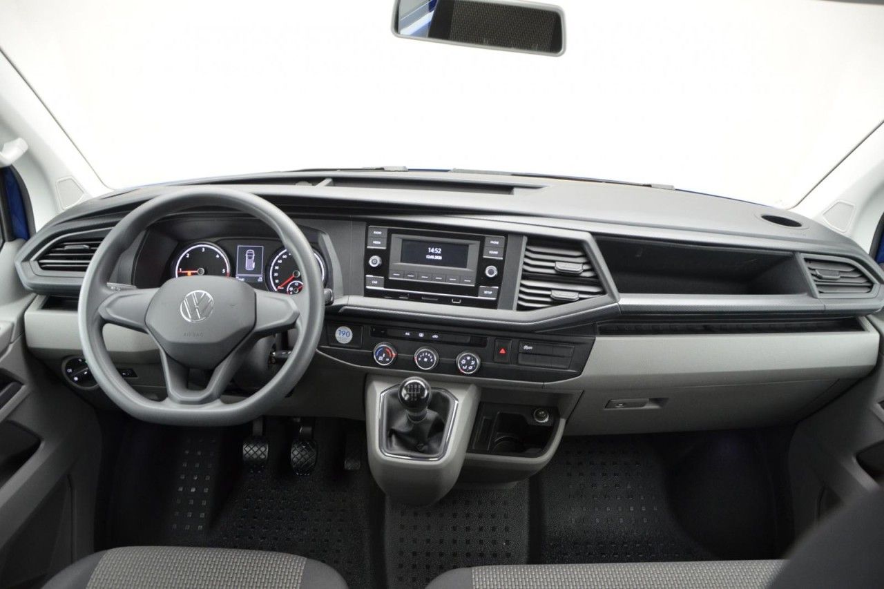 Fahrzeugabbildung Volkswagen T6.1 Transporter Kombi 2.0l TDI 81kW 5-Gang AHK