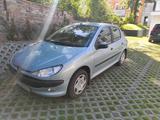 Peugeot 206 - Peugeot aus 2001