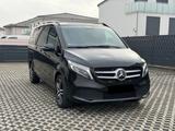 Mercedes-Benz V 300 d Aut. Lang 4Matic Avantgarde 7-Sitze-LED - Mercedes-Benz V 300 von privat