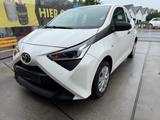 Toyota Aygo AYGO x / 5 Türig / Tüv neu - gebrauchte Toyota Aygo (X) aus dem Jahr 2019
