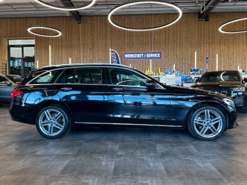Mercedes-Benz C 180 *TÜVSERVICE NEU*TEMPO*NAV*LED*SZHZ*