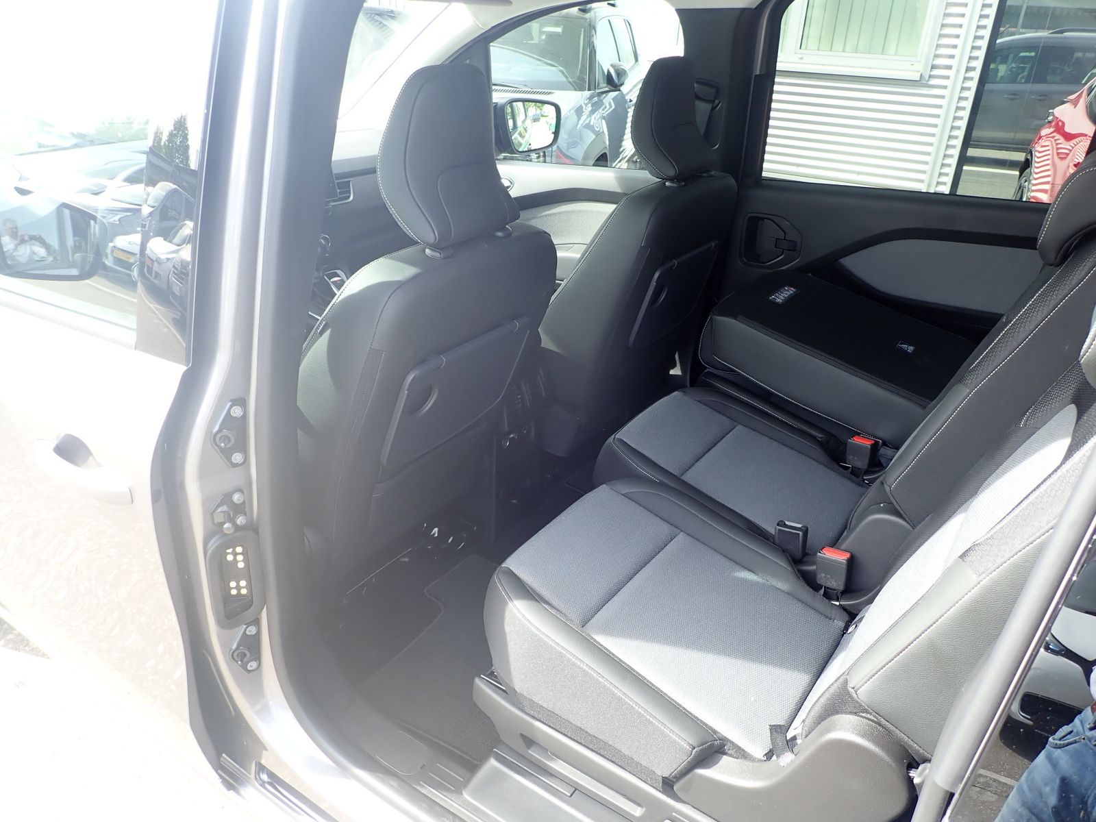 Fahrzeugabbildung Renault Kangoo E-TECH elektr. Techno Comfort Range AC22