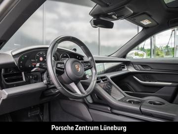 صورة 4 لـ 2022 Porsche TAYCAN