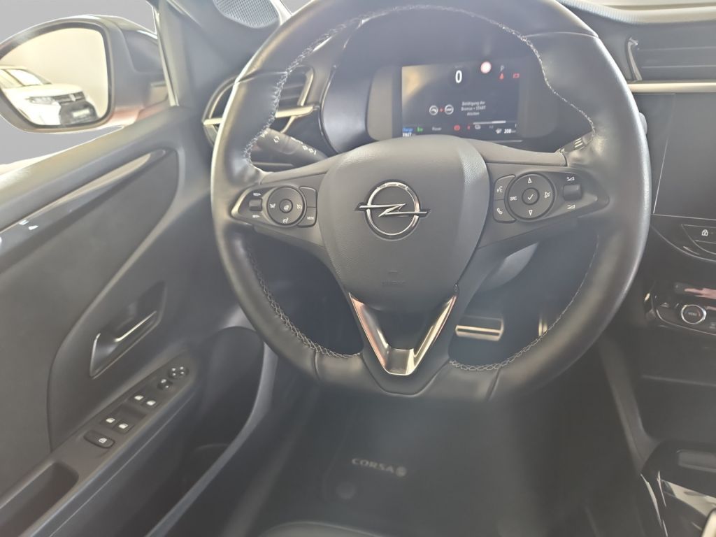 Fahrzeugabbildung Opel Corsa-e Ultimate