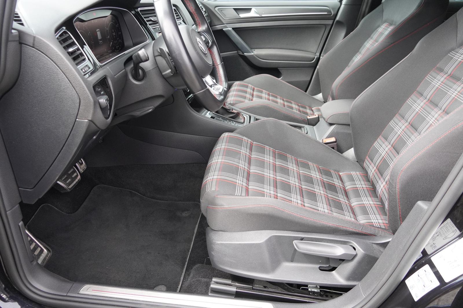 Volkswagen Golf VII 2.0 GTI Performance DSG LED Navi ACC