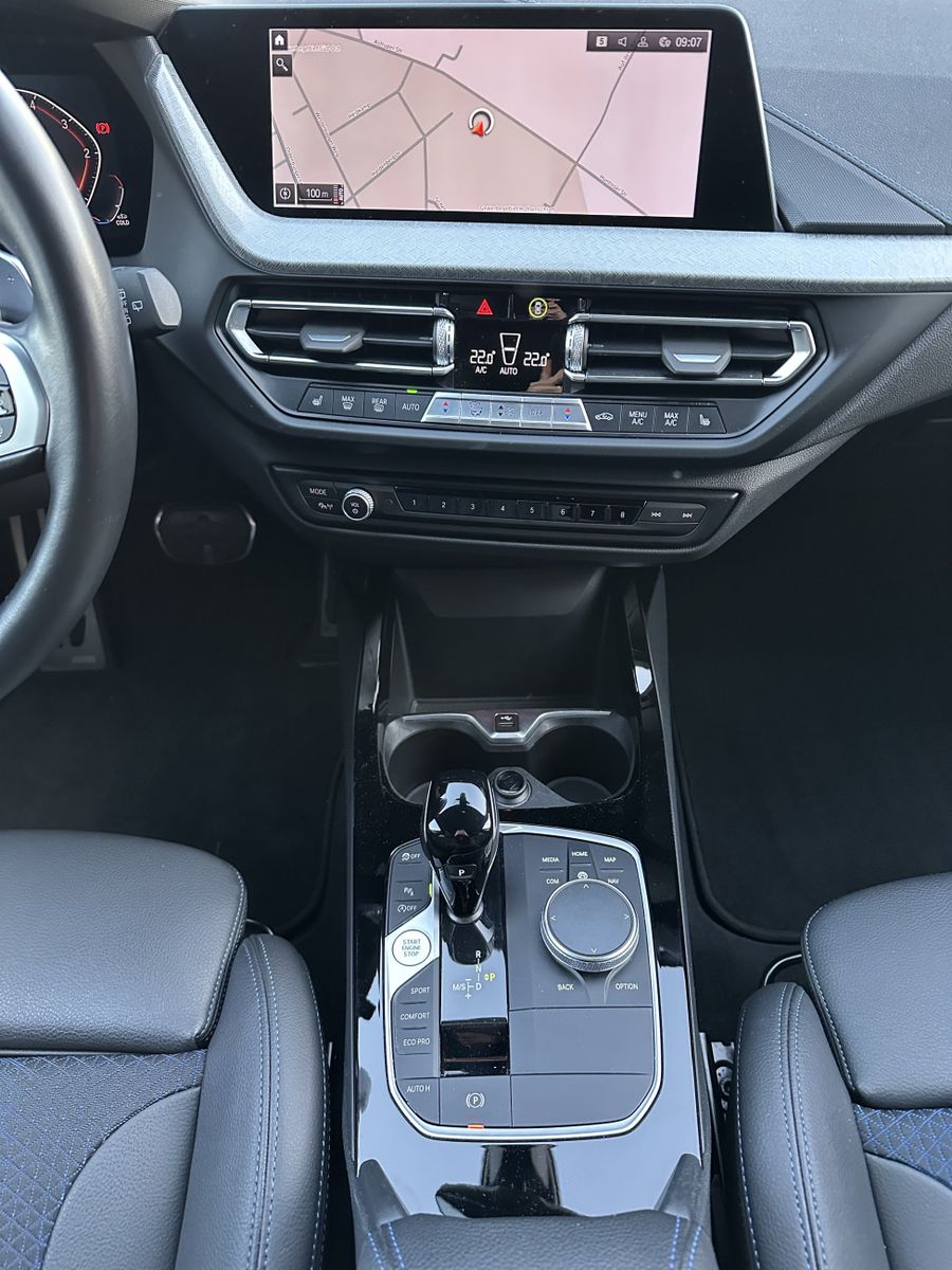 Fahrzeugabbildung BMW 120d M-Sport 5-Türer NAV+LED+HIFI+KAMERA+17ZO+PP