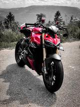 Ducati Streetfighter V4S - DUCATI ST4