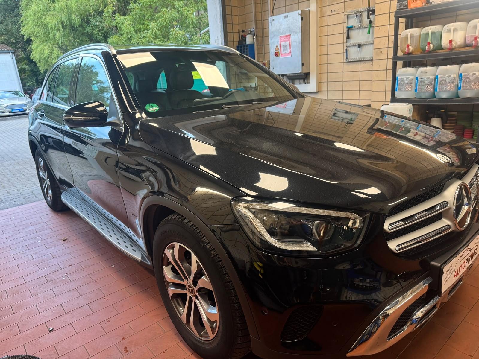 Mercedes-Benz GLC 220