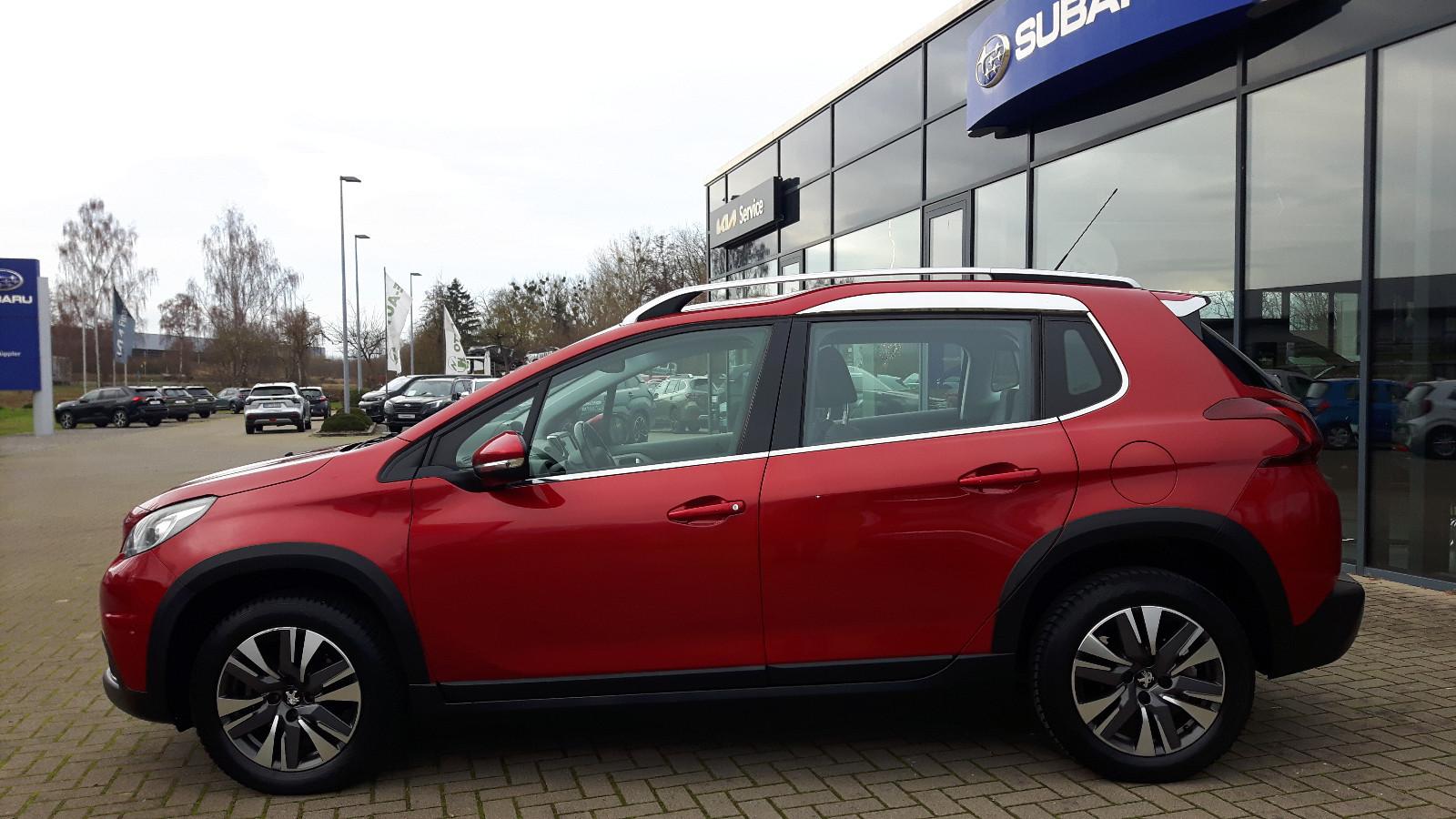 Peugeot 2008 1,2 PureTech 110  Allure