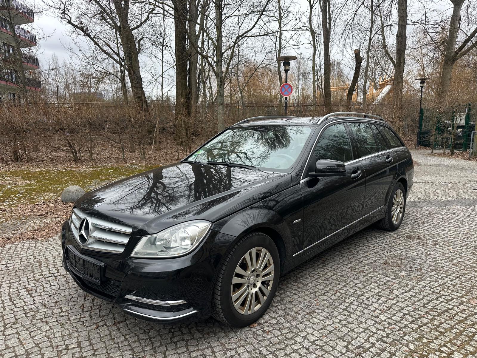 Mercedes-Benz C 180 T CGI BE Elegance Aut. Klima PDC SHZ TOP!
