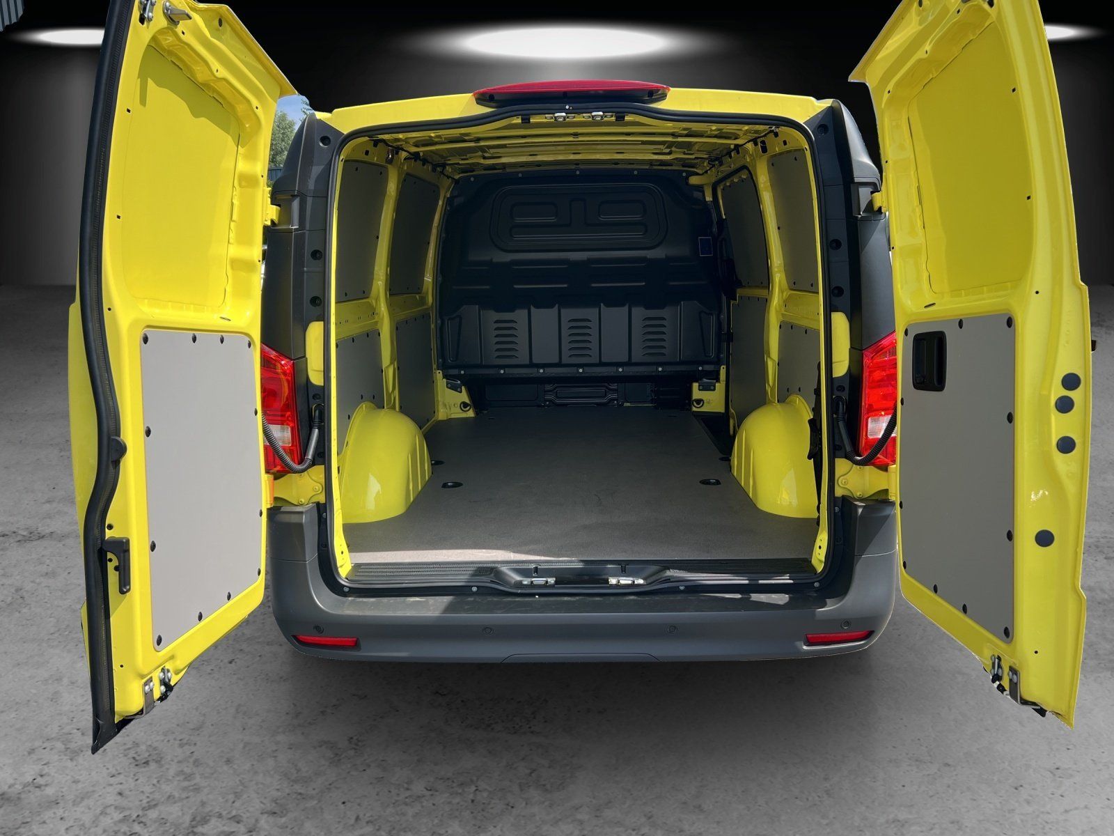 Fahrzeugabbildung Mercedes-Benz Vito 114 Base lang Holzfußbo Park-Paket MBUX