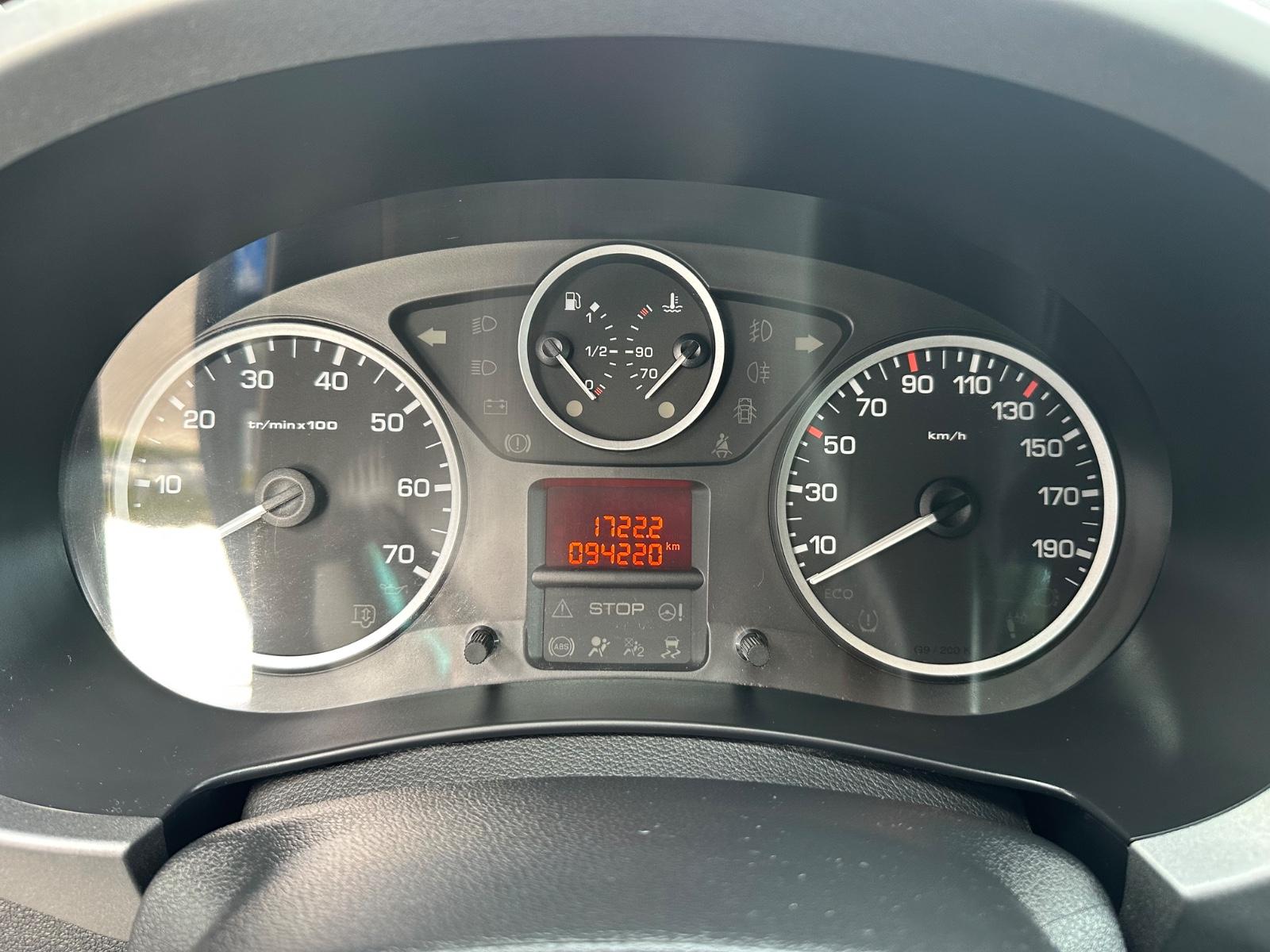 Peugeot Partner Tepee Allure Navi Zahnriemen neu!