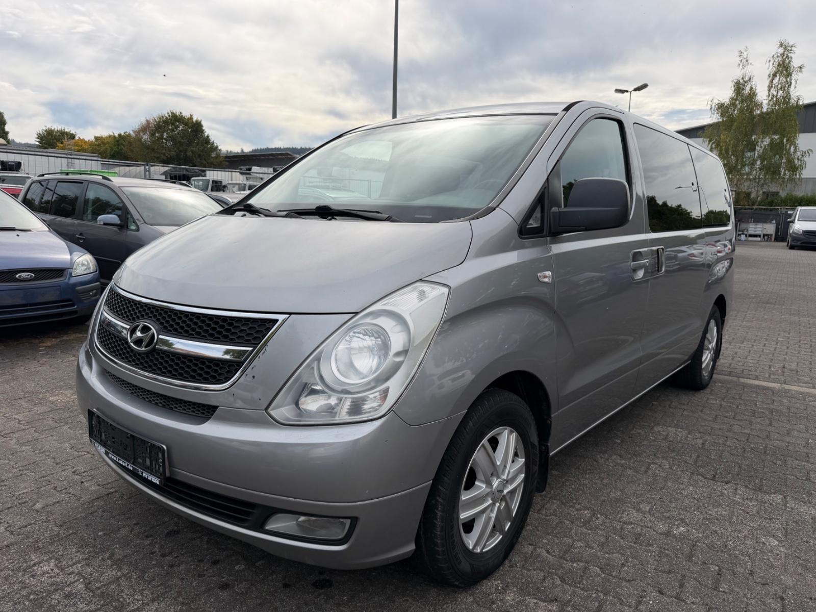 Hyundai H-1 Starex (neuer Motor jetzt ca. 200.000Km)