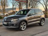 Volkswagen VW Tiguan R-Line Exclusive 2.0 TSI 4Motion... - Volkswagen Tiguan: Exclusive