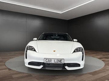 صورة 9 لـ 2020 Porsche TAYCAN