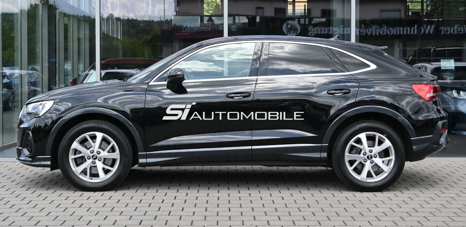 Fahrzeugabbildung Audi Q3 Sportback 40 TDI quattro S tr. °AHK°KAMERA°