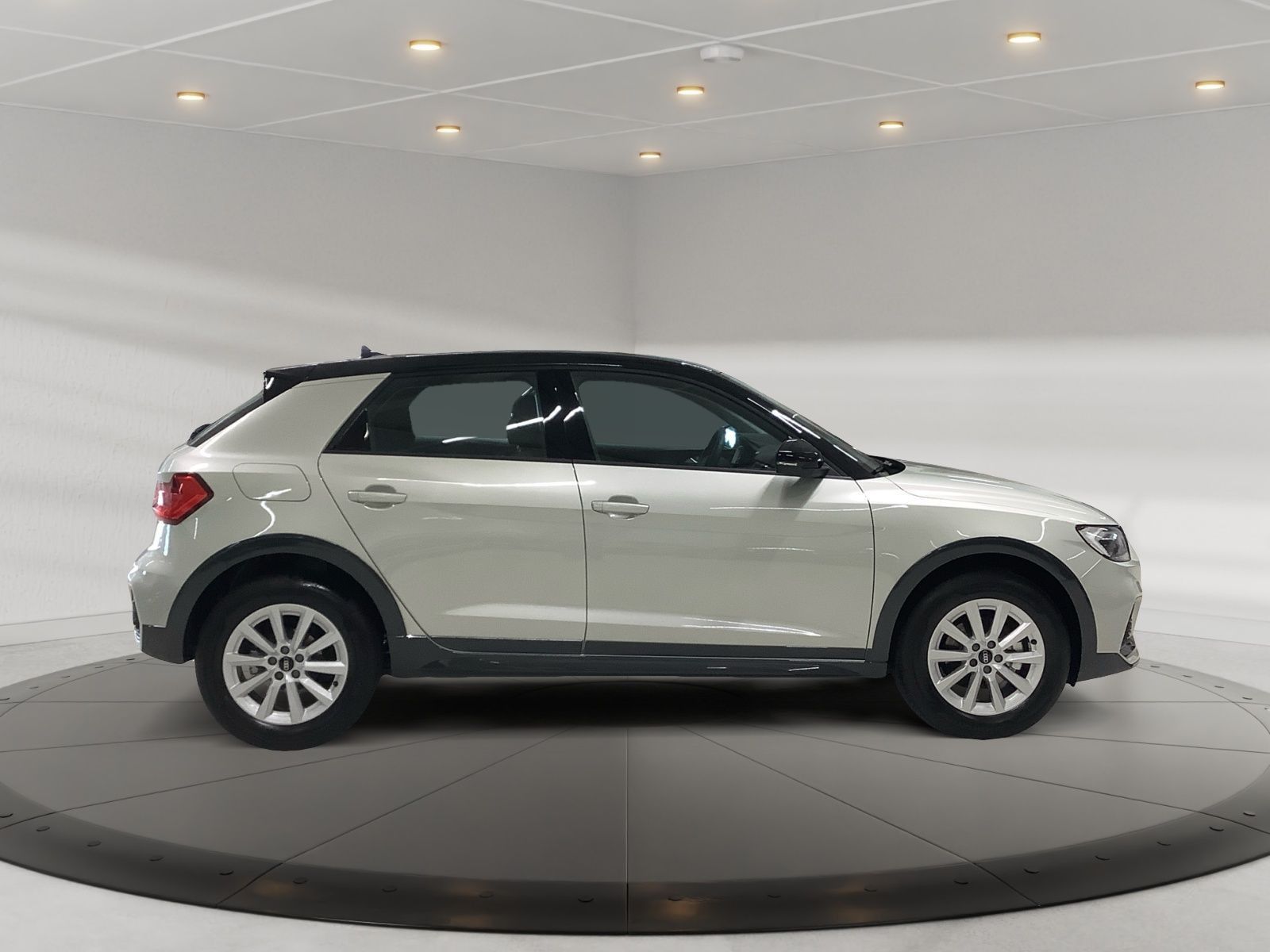 A1 allstreet 30 TFSI S tronic,Kamera,LED,CarPlay