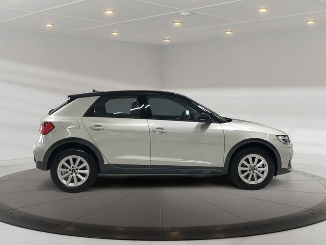 A1 allstreet 30 TFSI S tronic,Kamera,LED,CarPlay